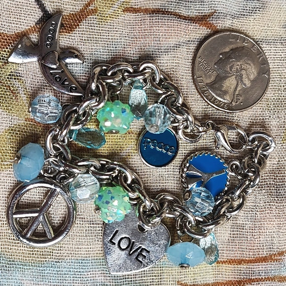 Charm Bracelet Silver Tone Acrylic Teardrop Stones - Picture 6 of 6